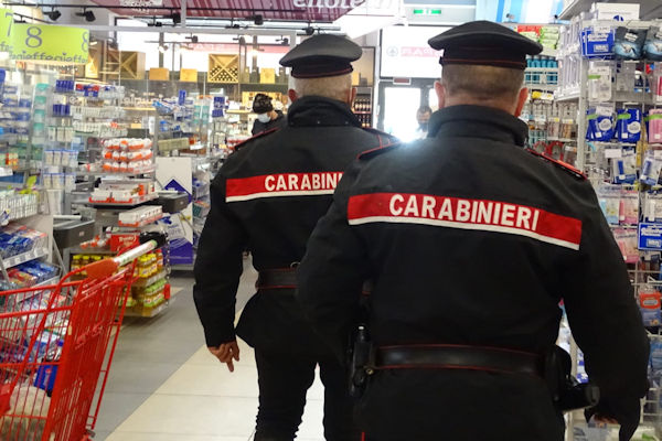 Carabinieri market
